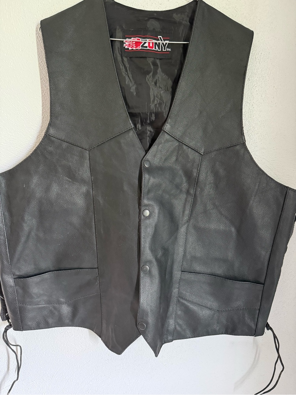 Men's Black Leather Snap-Front Vest